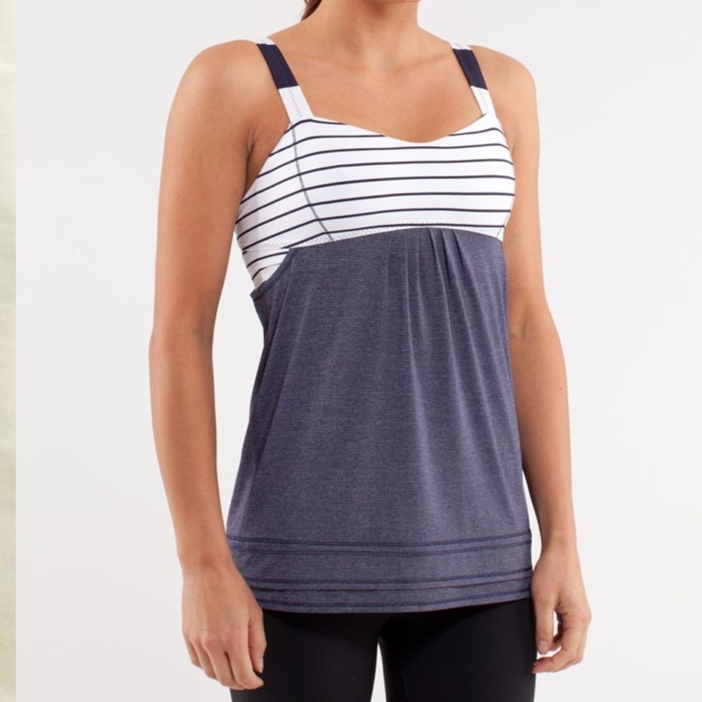 Lululemon back on track tank